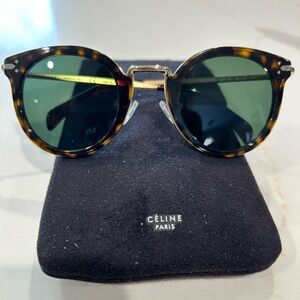 CÉLINE CL 41373/S ANT 85 Round Brown Havana Tortoise Sunglasses